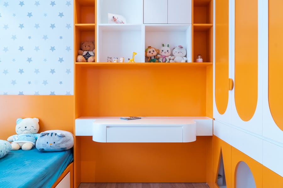 Children's bedroom with playful colors and smart storage